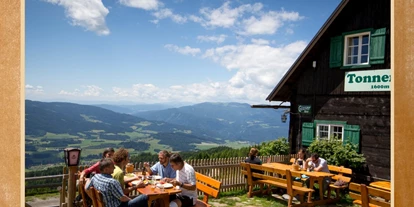 Parcours - Betrieb: Jausenstaion - Steiermark - Almdorf Tonnerhütte 