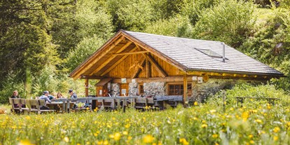 Parcours - Tiroler Oberland - Labestation beim Bogenparcours in Pfunds - Ferienregion Tiroler Oberland