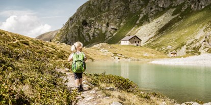 Parcours - Betrieb: Ausflugsziel - Österreich - Smaragdsee beim Hohenzollernhaus in Pfunds - Ferienregion Tiroler Oberland