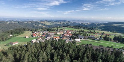 Parcours - Hellmonsödt - Blick über Kirchschlag bei Linz - Gasthof Maurerwirt