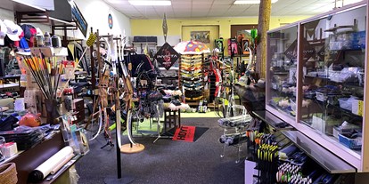 Parcours - Spezielles Zubehör nach Kundenwunsch: Lederwaren - Bogensport Shop - Bogensport Moser