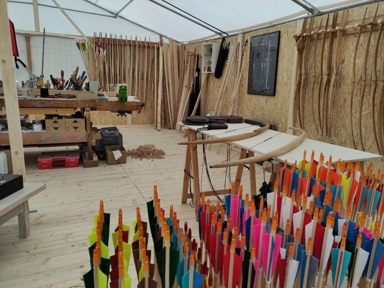 3D Parcour Bogensport - Verleihmaterial: mit Voranmeldung möglich - Unser Zelt
Leihmaterial und Bogenbauwerkstatt - Nordpfeil Bogenbau und Bogenschießen 