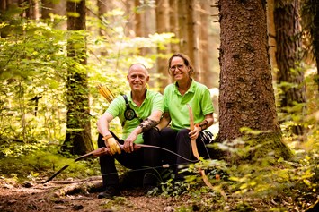 Einkaufen: Roland und Sonja - Der Waldläufer