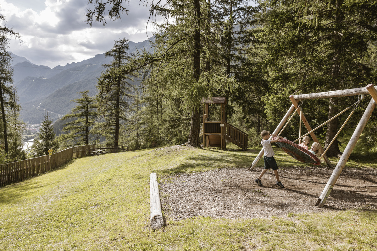 Urlaub & Essen: Naturspielplatz Ochsenbühel bei Pfunds - Ferienregion Tiroler Oberland