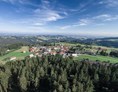 Urlaub & Essen: Blick über Kirchschlag bei Linz - Gasthof Maurerwirt