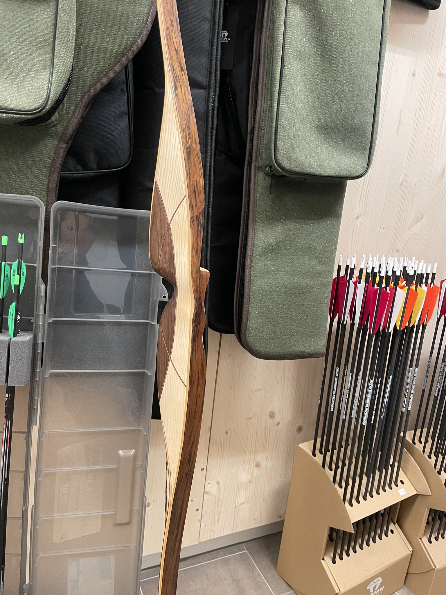 Hersteller&Marke-Details: Langbogen KIWARA - Bogenbau Wienerwald