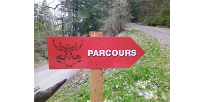 3D archery course - St. Veit an der Glan - Wegweiser zum Parcours Lorenzenberg  - ARBÖ-ASKÖ Friesach 3D Parcours Lorenzenberg