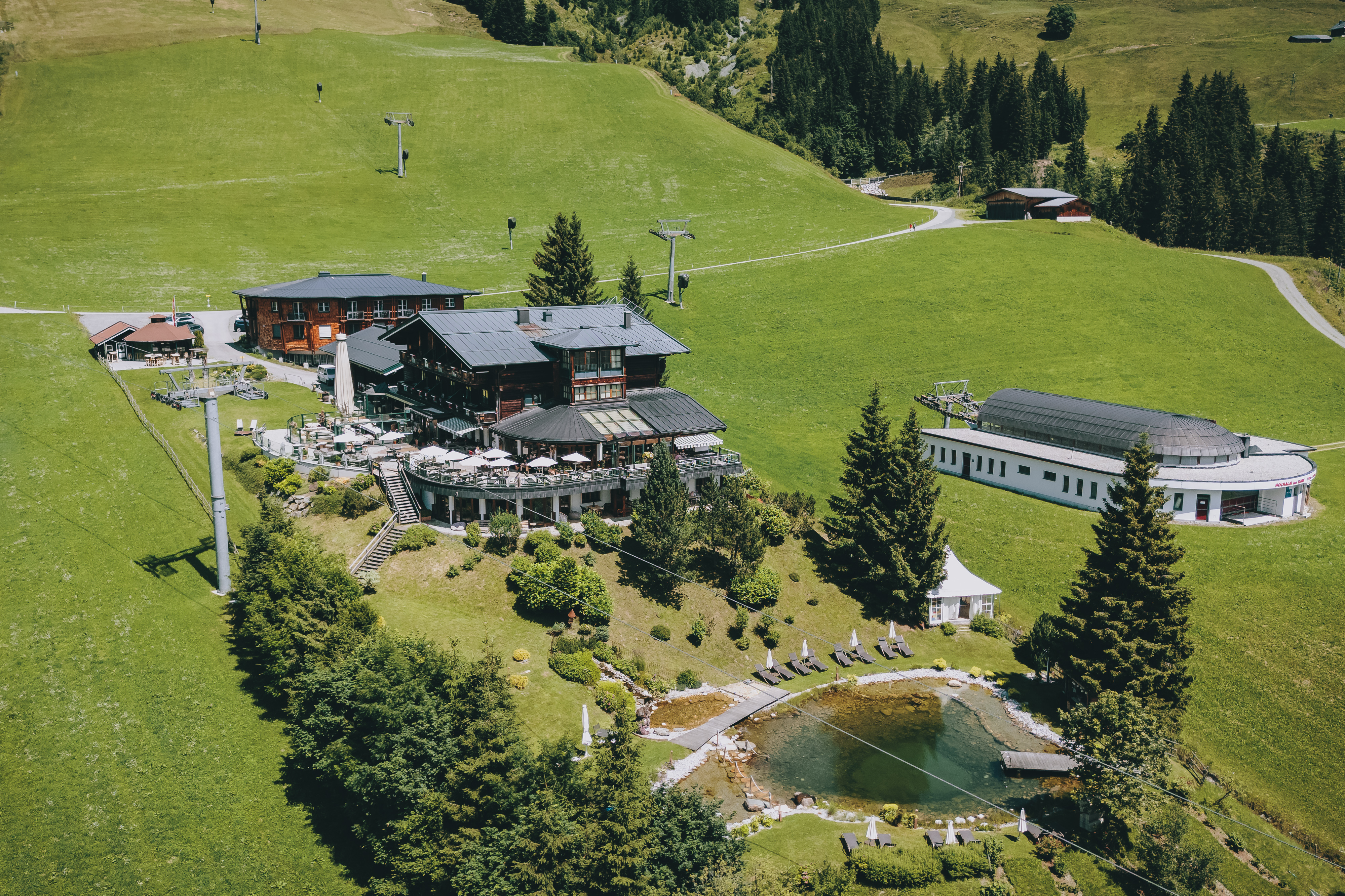 3D Parcour Bogensport - Mühlbach am Hochkönig - Außenansicht Alpenoase Sonnhof - 3D Parcours Sonnhof